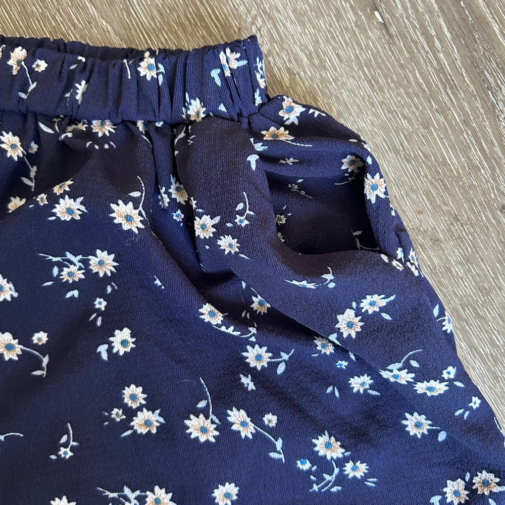 Floral Navy Set - Picture 2 of 6